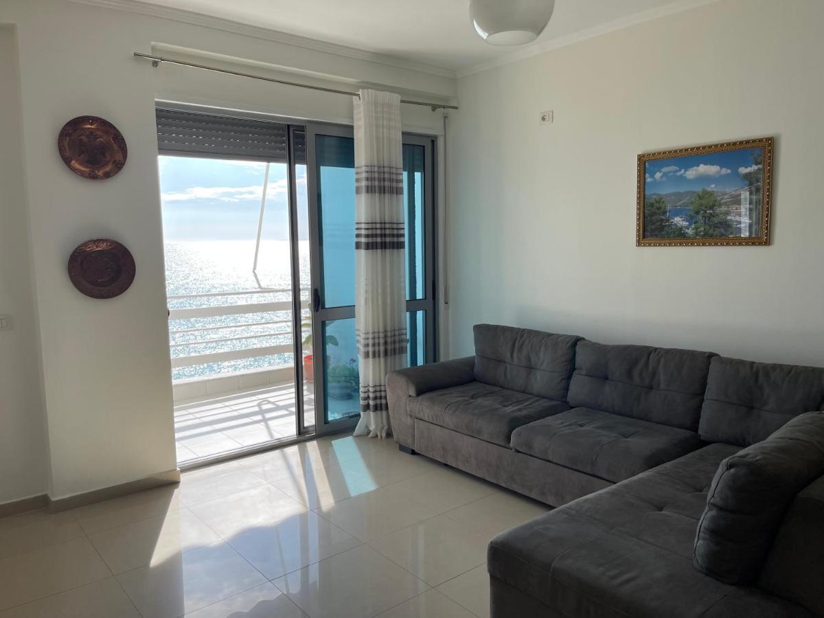 Sina Apartments Sarande Exterior photo